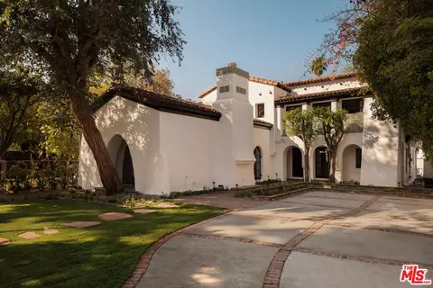 1641 N Ogden Dr, Los Angeles, CA 90046