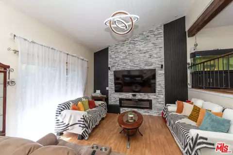 9041 Van Nuys Blvd #210, Panorama City, CA 91402