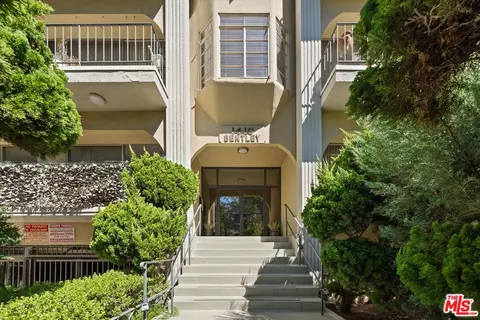 1410 S Bentley Ave #304, Los Angeles, CA 90025