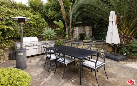 Exterior - 195 Sheffield Dr, Montecito, CA 93108 photo 7 of 10