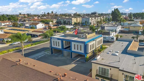 View/Area - 10535 Paramount Blvd, Downey, CA 90241 photo 7 of 12