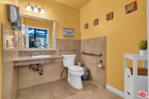 Bath - 10535 Paramount Blvd, Downey, CA 90241 photo 2 of 5