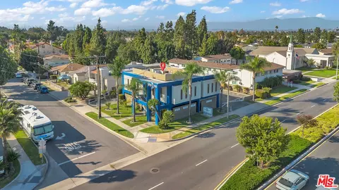 View/Area - 10535 Paramount Blvd, Downey, CA 90241 photo 4 of 12