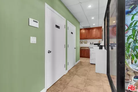 Entry Way - 10535 Paramount Blvd, Downey, CA 90241 photo 3 of 7