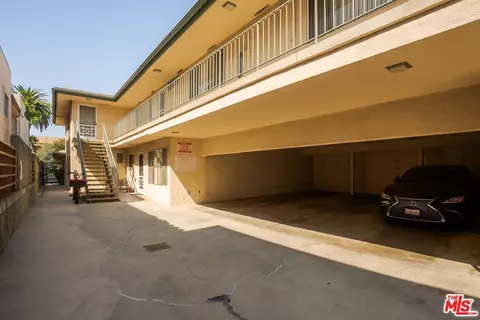 Exterior - 122 N Cedar St, Glendale, CA 91206 photo 14 of 15