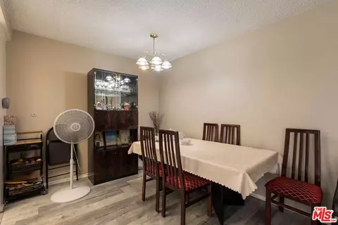 Dining - 122 N Cedar St, Glendale, CA 91206 photo 1 of 8