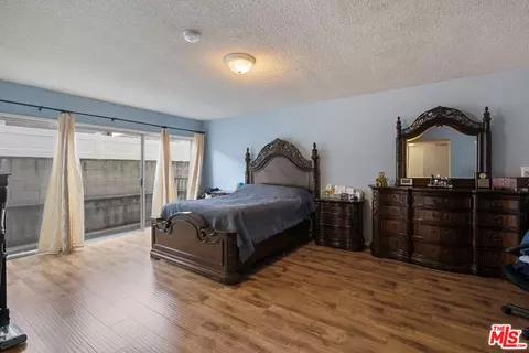 Bedroom - 122 N Cedar St, Glendale, CA 91206 photo 3 of 10