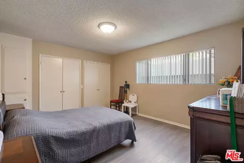 Bedroom - 122 N Cedar St, Glendale, CA 91206 photo 1 of 10