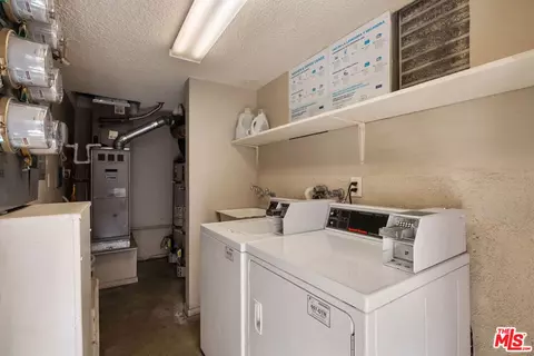 Other - 122 N Cedar St, Glendale, CA 91206 photo 7 of 9