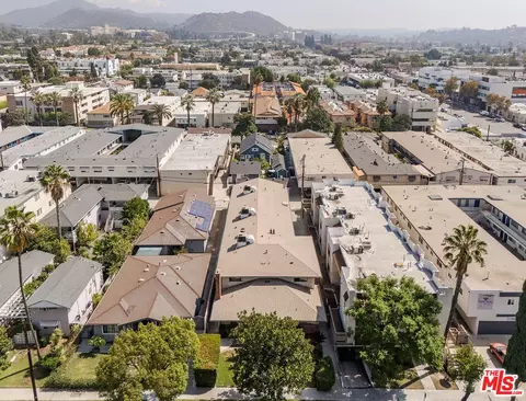 View/Area - 122 N Cedar St, Glendale, CA 91206 photo 3 of 3
