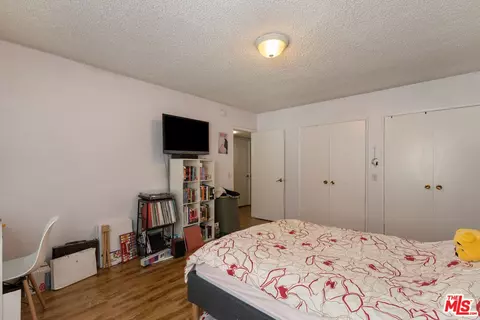 Bedroom - 122 N Cedar St, Glendale, CA 91206 photo 7 of 10