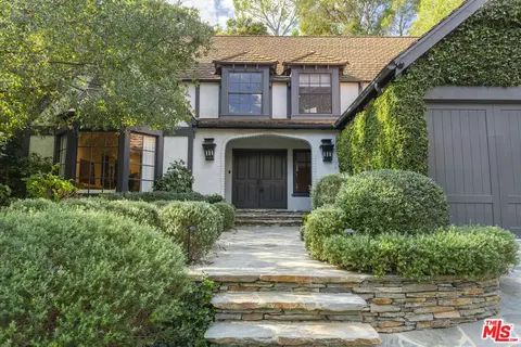 13176 Boca De Canon Ln, Los Angeles, CA 90049