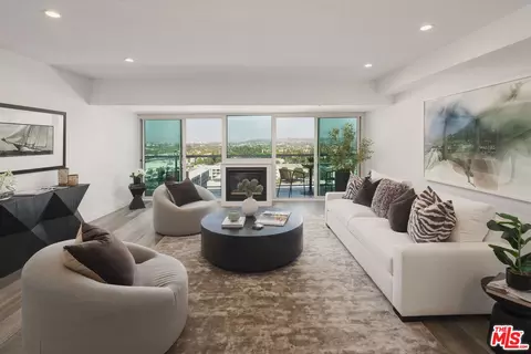 13600 Marina Pointe Dr #1605, Marina Del Rey, CA 90292