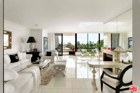 10350 Wilshire Blvd #404, Los Angeles, CA 90024