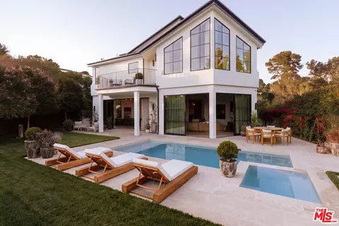 1122 La Altura Rd, Beverly Hills, CA 90210