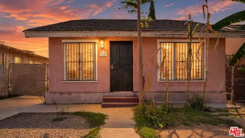 1428 W 54th St, Los Angeles, CA 90062