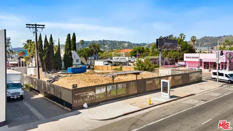 7100 Melrose Ave, Los Angeles, CA 90046