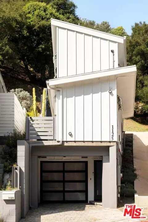 1125 N Beverly Glen Blvd, Los Angeles, CA 90077