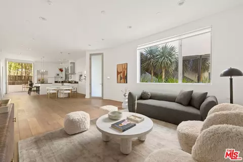 616 N Croft Ave #2, West Hollywood, CA 90048
