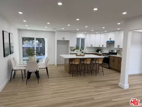 10419 Vassar Ave, Chatsworth, CA 91311