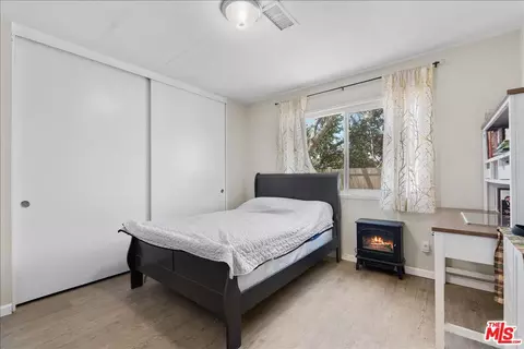 Bedroom - 40611 178th St, Lancaster, CA 93535 photo 2 of 3
