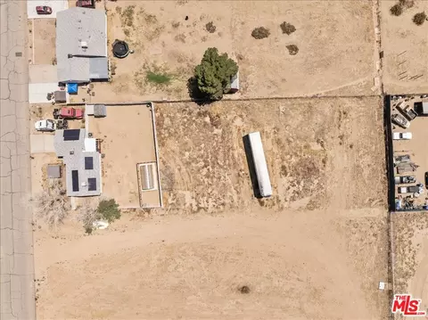 View/Area - 40611 178th St, Lancaster, CA 93535 photo 3 of 6
