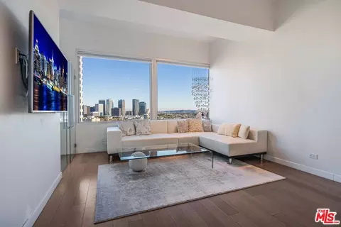 10501 Wilshire Blvd #1904, Los Angeles, CA 90024