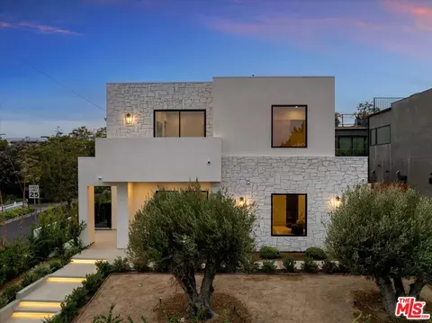 12625 Preston Way, Los Angeles, CA 90066