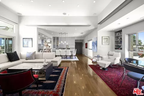 907 Lincoln Blvd #PH 302, Santa Monica, CA 90403