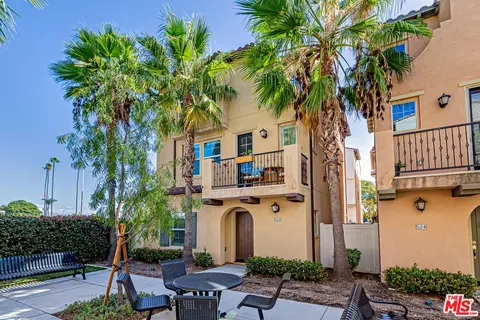 522 S Harbor Blvd, Santa Ana, CA 92704