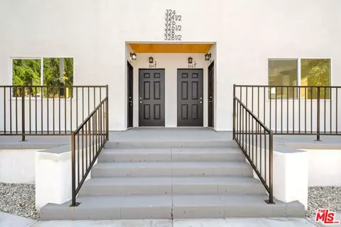 324 W 51st St, Los Angeles, CA 90037