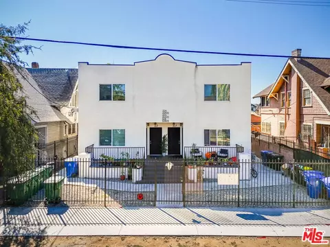 324 W 51st St, Los Angeles, CA 90037