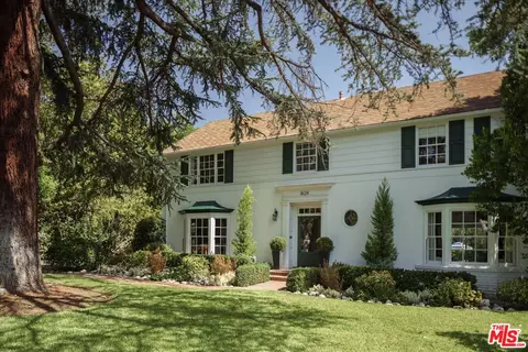 1624 Hillcrest Ave, Glendale, CA 91202