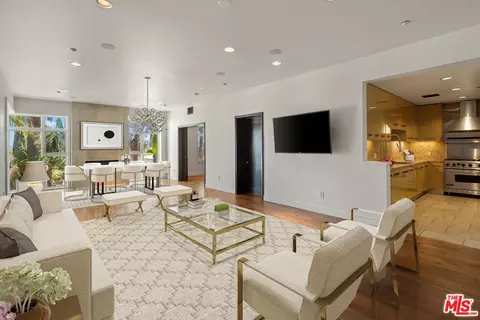 447 N Doheny Dr #305, Beverly Hills, CA 90210