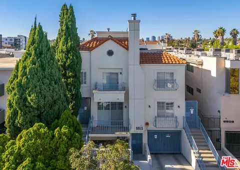 9815 Regent St #2, Los Angeles, CA 90034