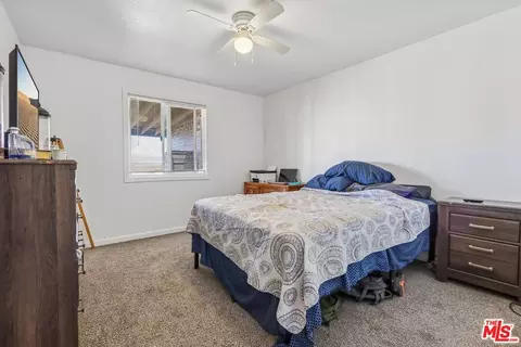 Bedroom - 692 Tahoe Ave, Yucca Valley, CA 92284 photo 3 of 8