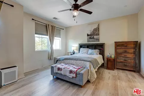 Bedroom - 2431 Birchknoll Ct #2, Simi Valley, CA 93063 photo 7 of 9