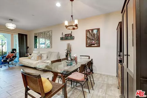 Dining - 2431 Birchknoll Ct #2, Simi Valley, CA 93063 photo 2 of 2