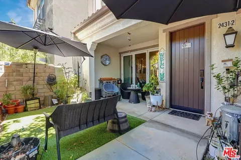 Exterior - 2431 Birchknoll Ct #2, Simi Valley, CA 93063 photo 4 of 6