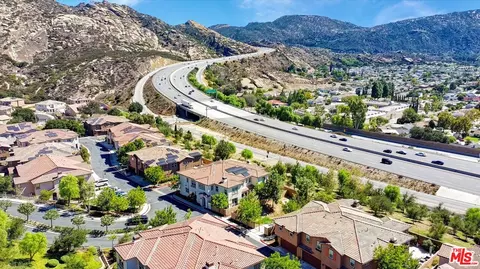 View/Area - 2431 Birchknoll Ct #2, Simi Valley, CA 93063 photo 8 of 9