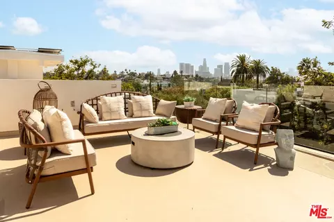 837 Waterloo St, Los Angeles, CA 90026