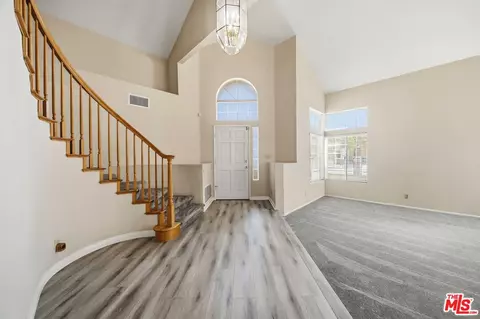 Entry Way - 44333 Shad St, Lancaster, CA 93536 photo 1 of 4