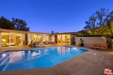 3523 Beverly Ridge Dr, Sherman Oaks, CA 91423