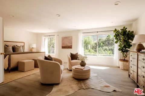 30122 Leticia Ct, Agoura Hills, CA 91301