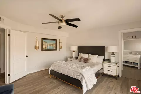 Bedroom - 1664 Gladys Dr, Glendale, CA 91206 photo 5 of 7
