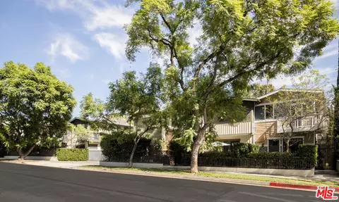 2020 Holly Dr #3, Los Angeles, CA 90068