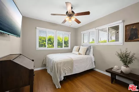 Bedroom - 19540 Gilmore St, Reseda, CA 91335 photo 2 of 5