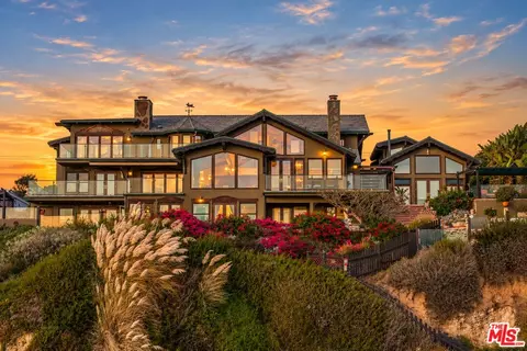 7007 W Birdview Ave, Malibu, CA 90265