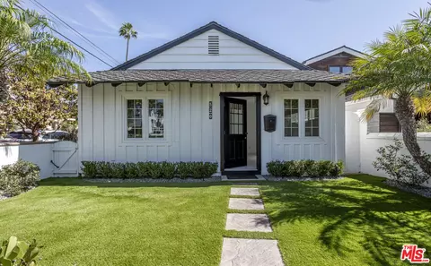 520 Marigold Ave, Corona Del Mar, CA 92625