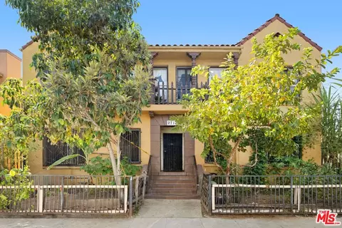 2717 S Budlong Ave, Los Angeles, CA 90007